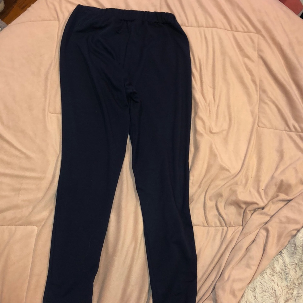 Navy blue leggings